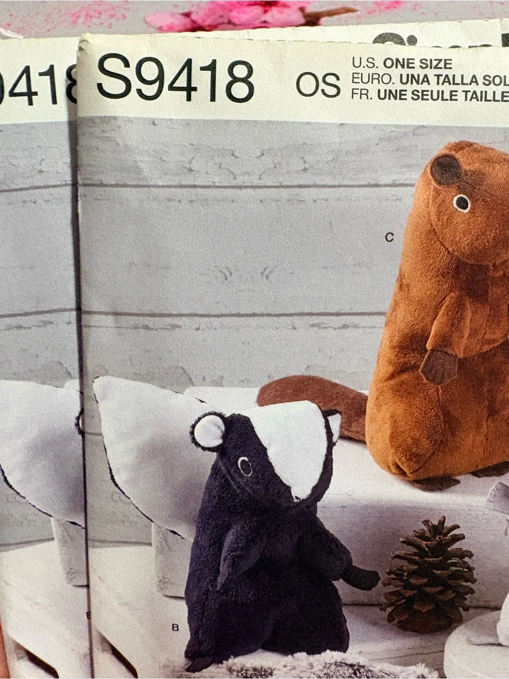 BN UNCUT SIMPLICITY 9418 OS SEWING PATTERNS PLUSHIES